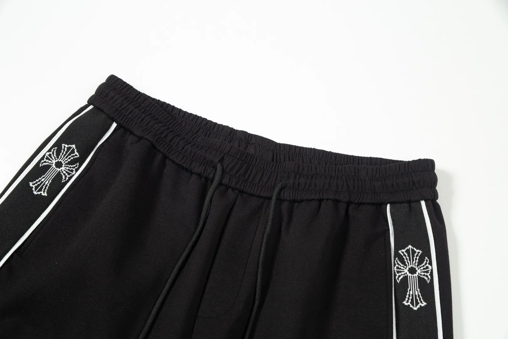 ~ New Arrival， 。 Versatile、 ， ， 。Premium ， ， 。M-3x L